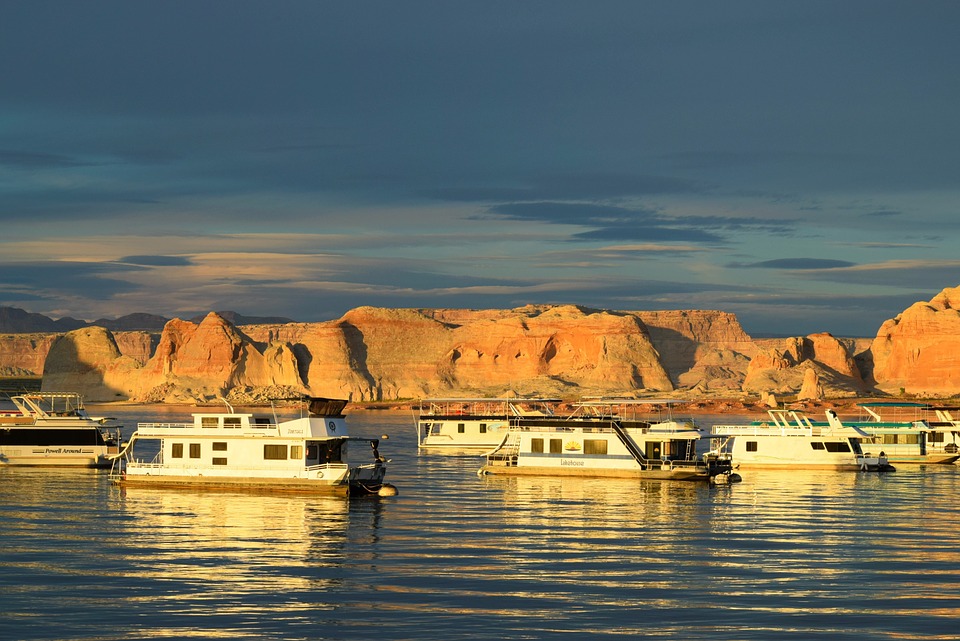 Travel-Tours-Icon-Beach-Holiday-noun_18162